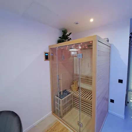 Loveroom - Sauna Apartmán *