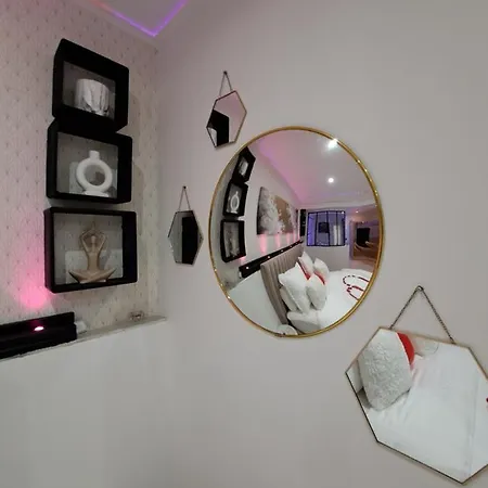 Loveroom - Sauna Apartmán Toulon